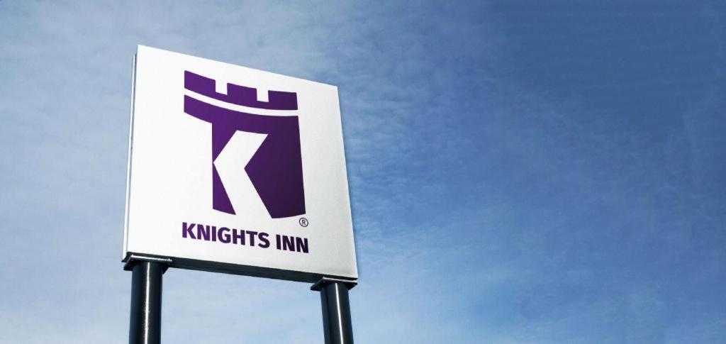 Knights Inn Cleveland/Маседония Экстерьер фото