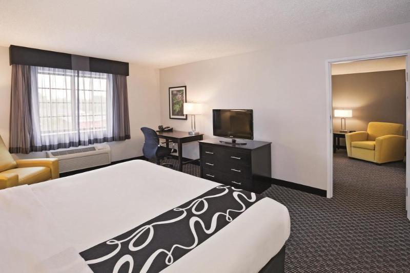 Knights Inn Cleveland/Маседония Экстерьер фото